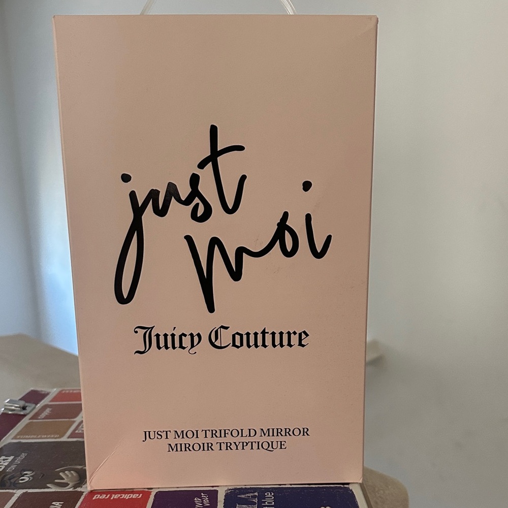 Juicy Couture Just Moi Pink Mirror